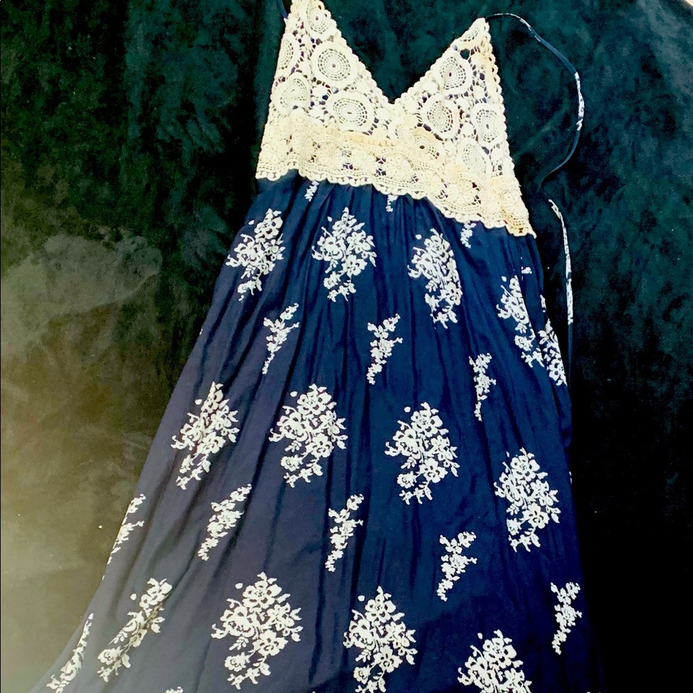Super cute Ganji LA dress